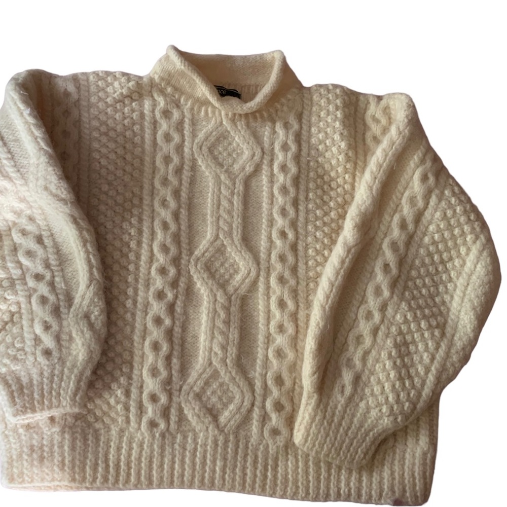 🌈🍀Reduced for St. Patrick’s Day!🍀 🌈Prince of Burren Fisherman’s sweater